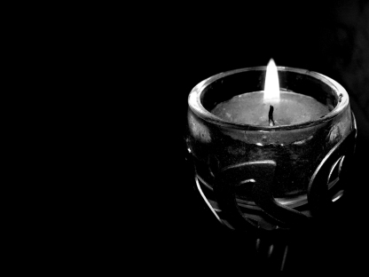 wallpaper_black_candle_by_paolcia2.jpg